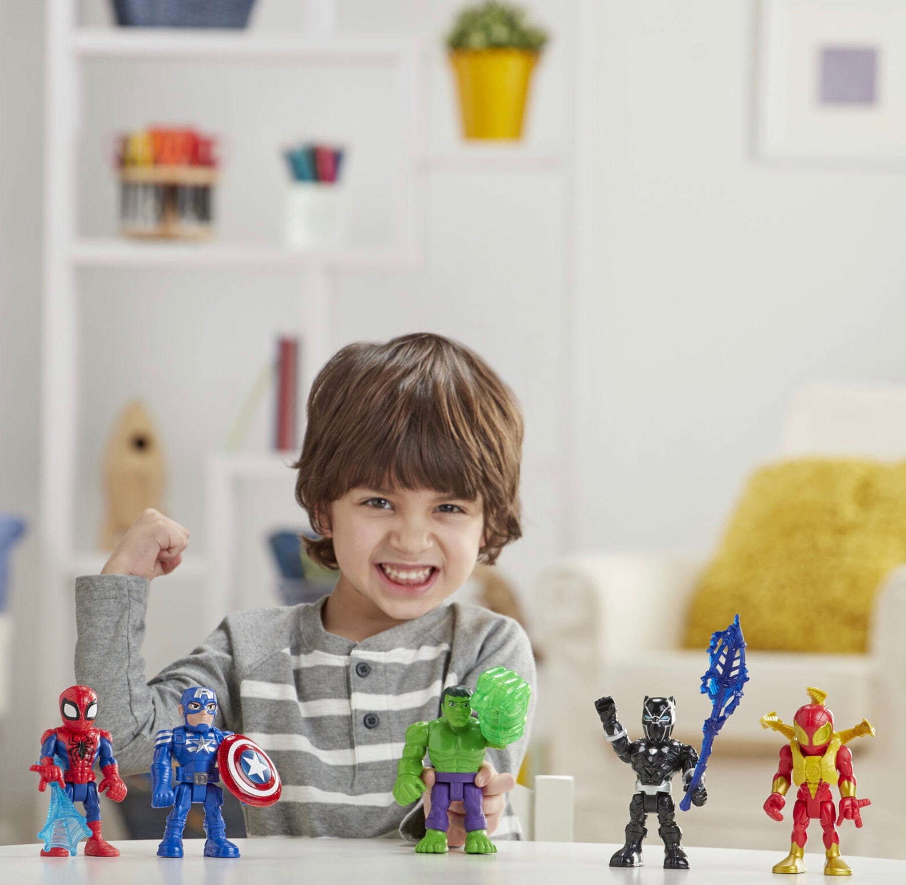 Marvel Super Hero Adventures toys, 12cm Spider-Man Action Figure & Web Accessory