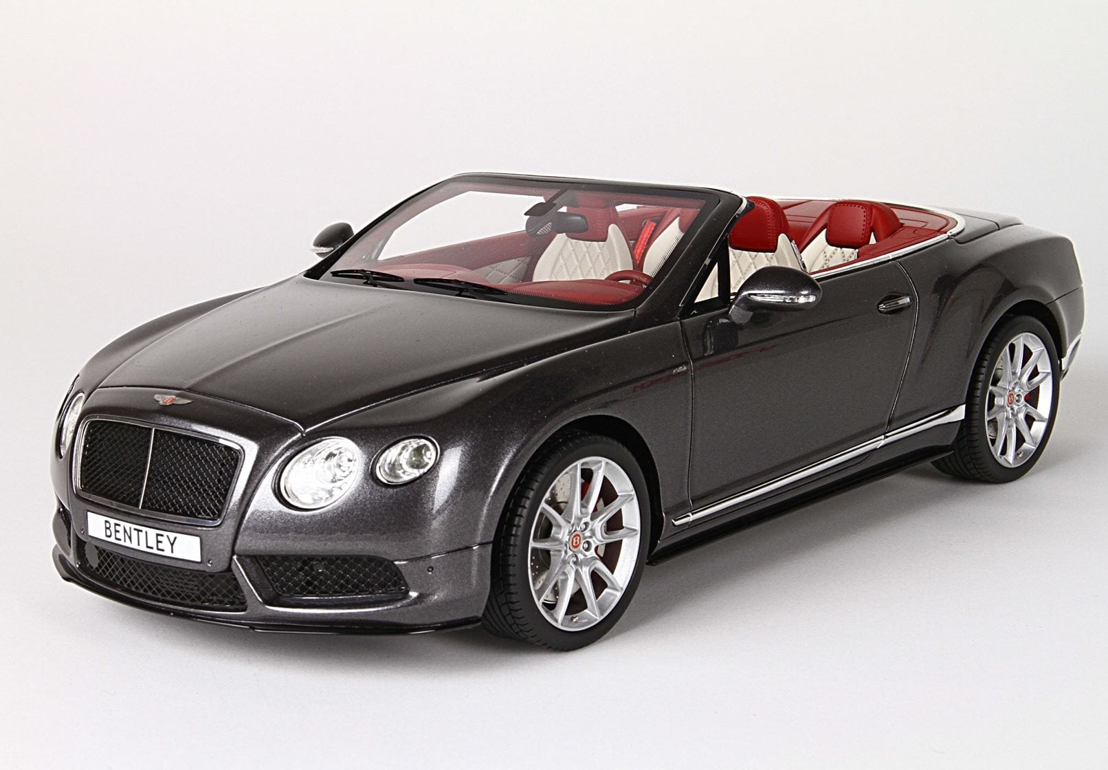 BBR 1:18 Bentley Continental GT V8 S Convertible Dark Grey Satin