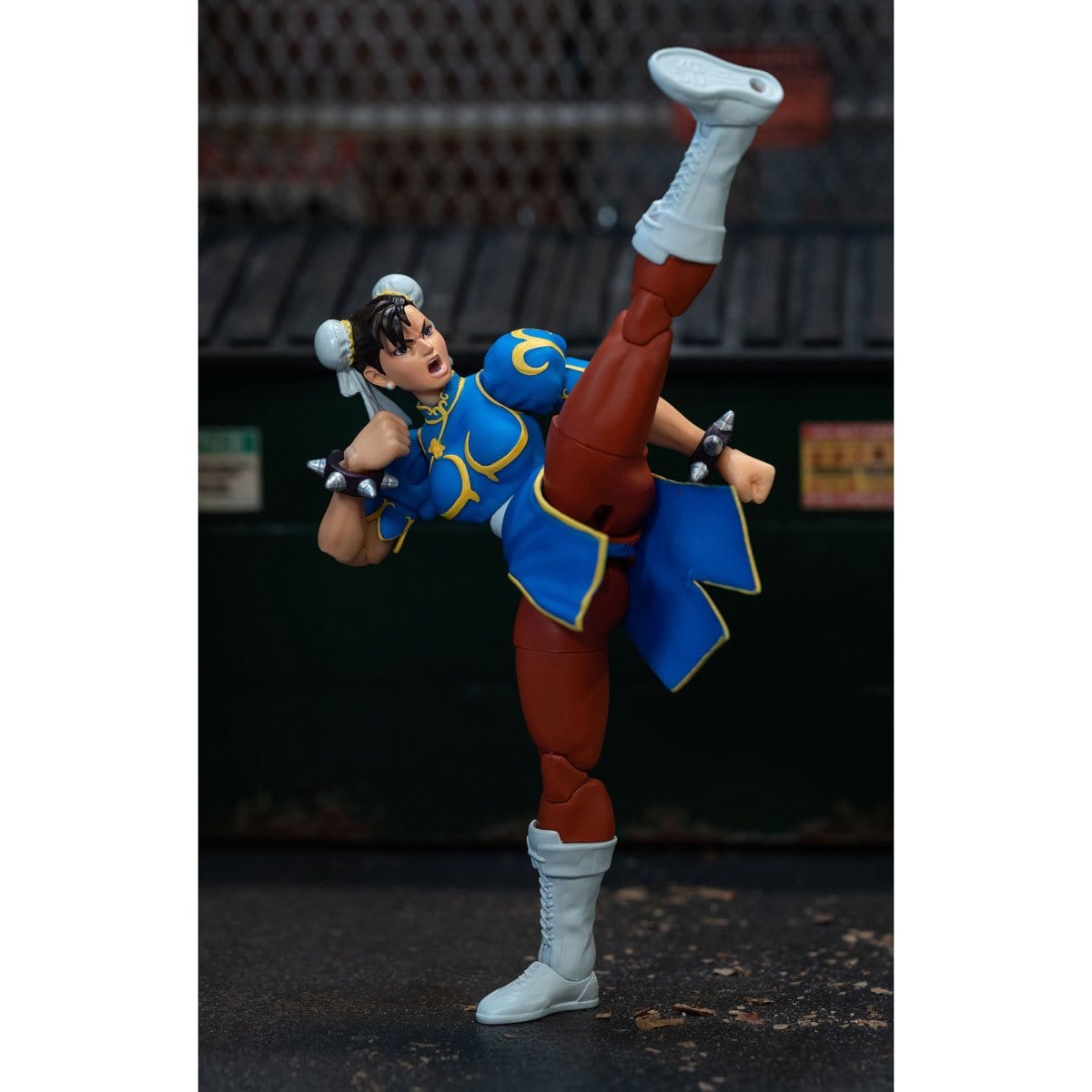 Ultra-Street-Fighter-II-Chun-Li6-Inch-Scale-Action-Figure-toys-pose-collectible-high-kick