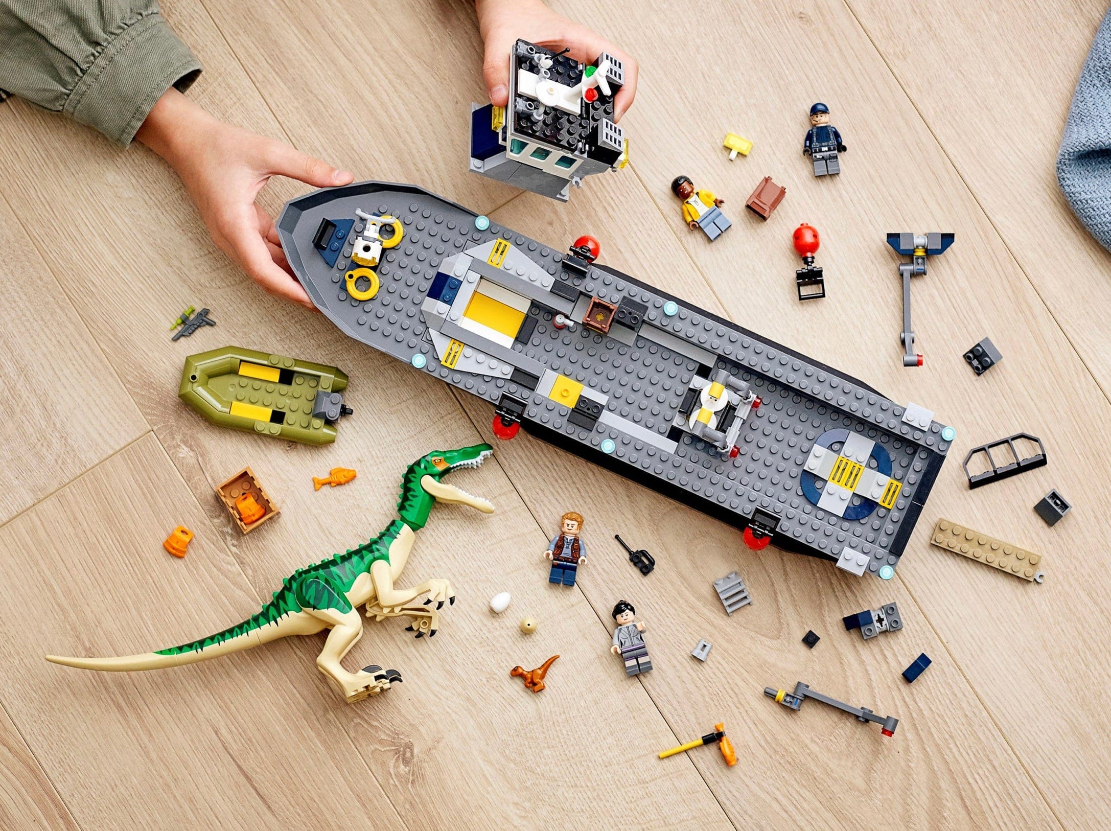 LEGO Baryonyx Dinosaur Boat Escape